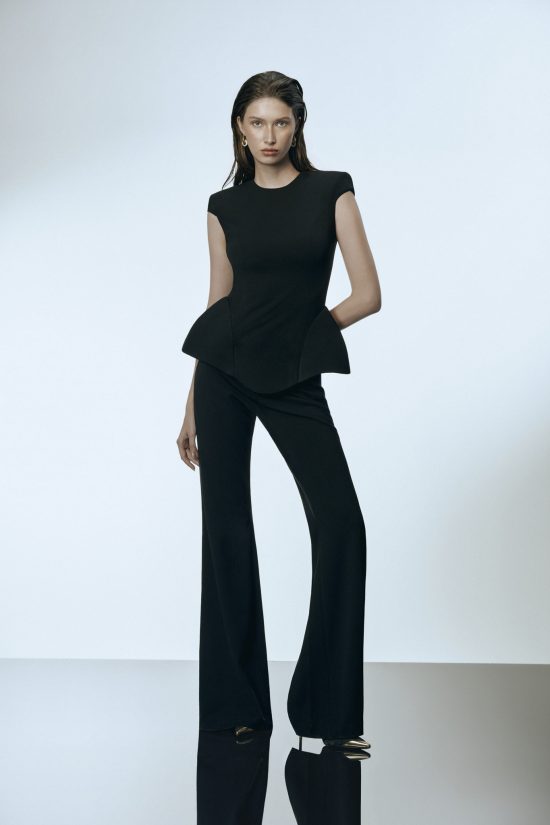 LUNA Sculpted Top